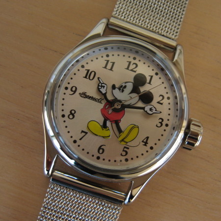 腕時計定価7.6万円 インビクタ DISNEY ミッキー シルバー デットストック！